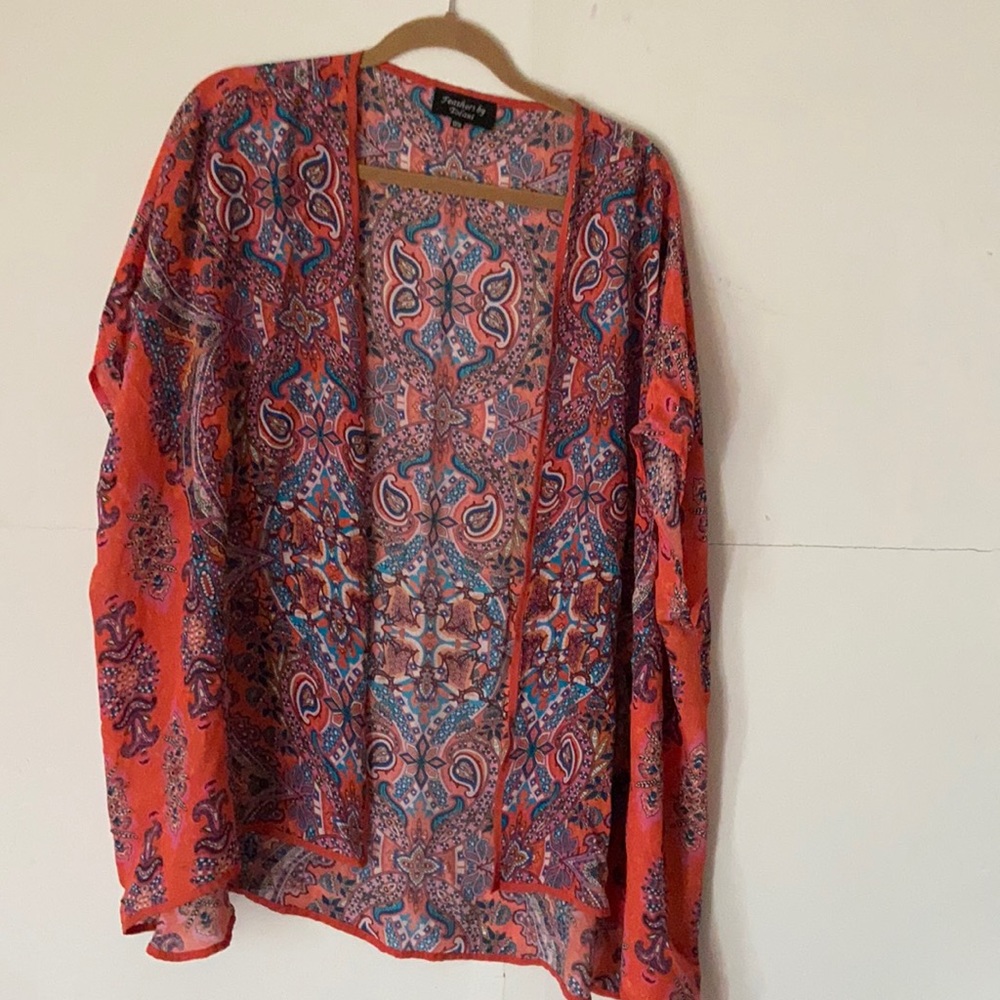 Feathers by Tolani  NWOT